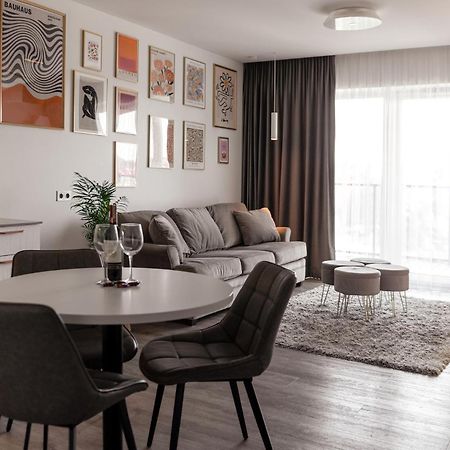 Bright Kaunas Apartment With Castle View Екстер'єр фото