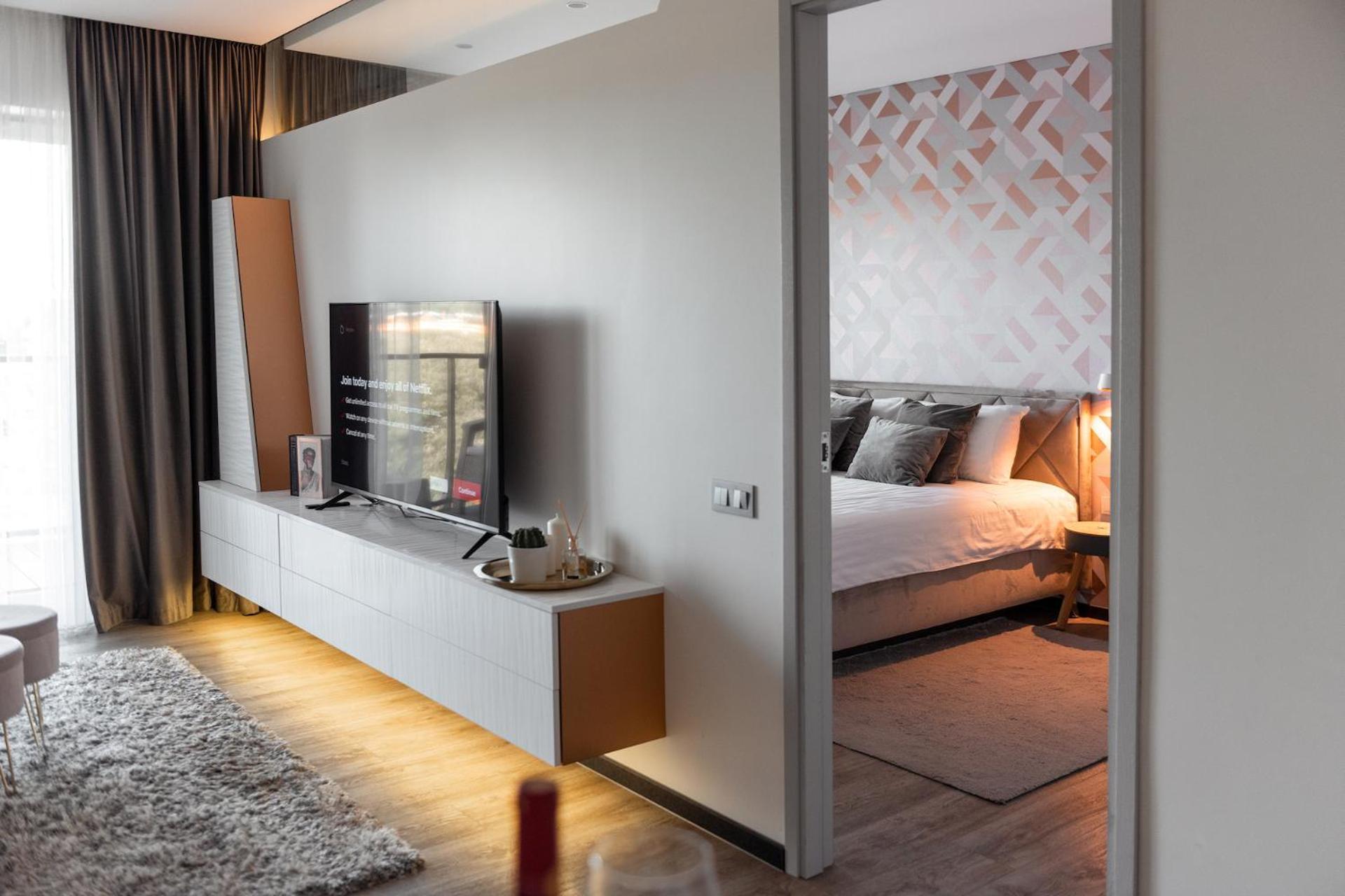 Bright Kaunas Apartment With Castle View Екстер'єр фото